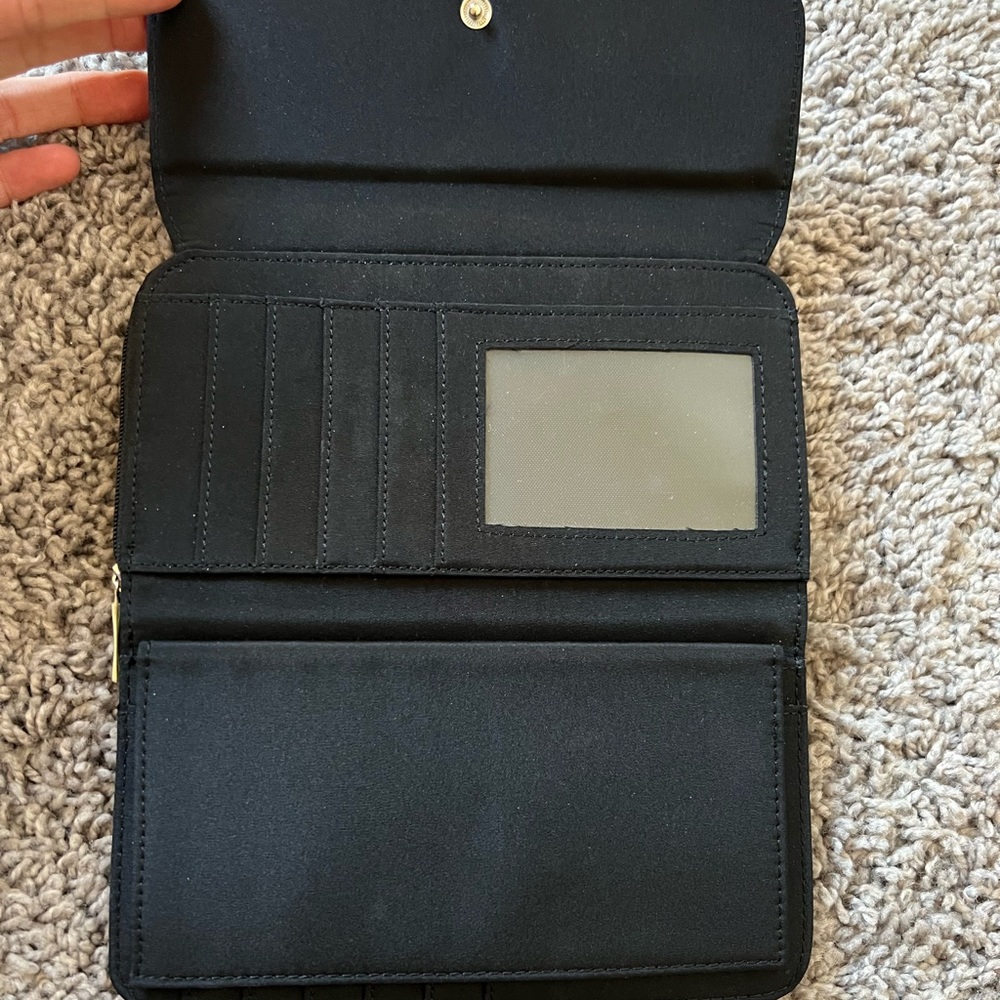 Women’s Prada wallet